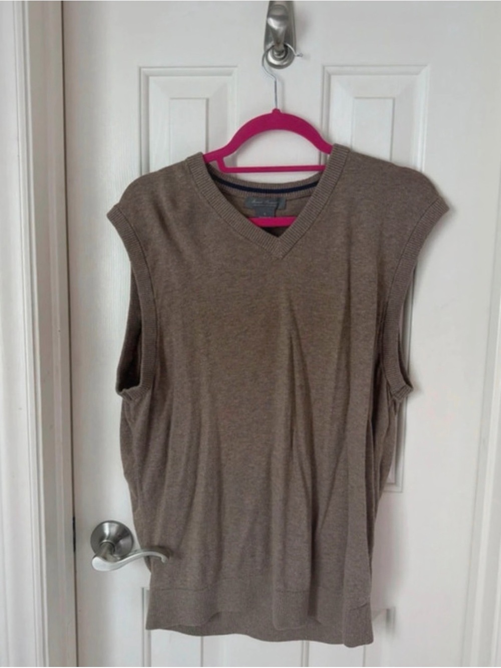 Daniel Cremieux Taupe Sleeveless V-Neck Knit Vest